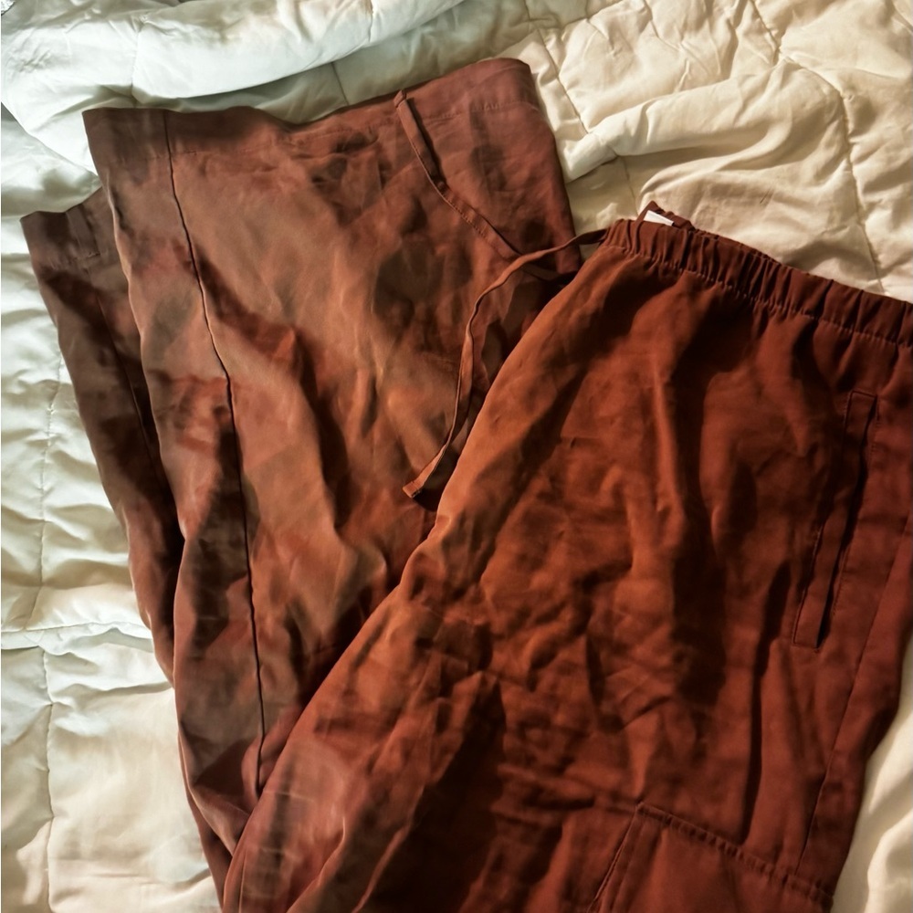Old Navy Pink Wide-Leg Pants - Picture 2 of 7